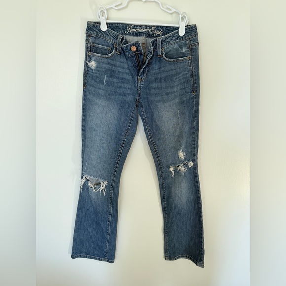 Women’s American Eagle Jeans - Picture 1 of 5